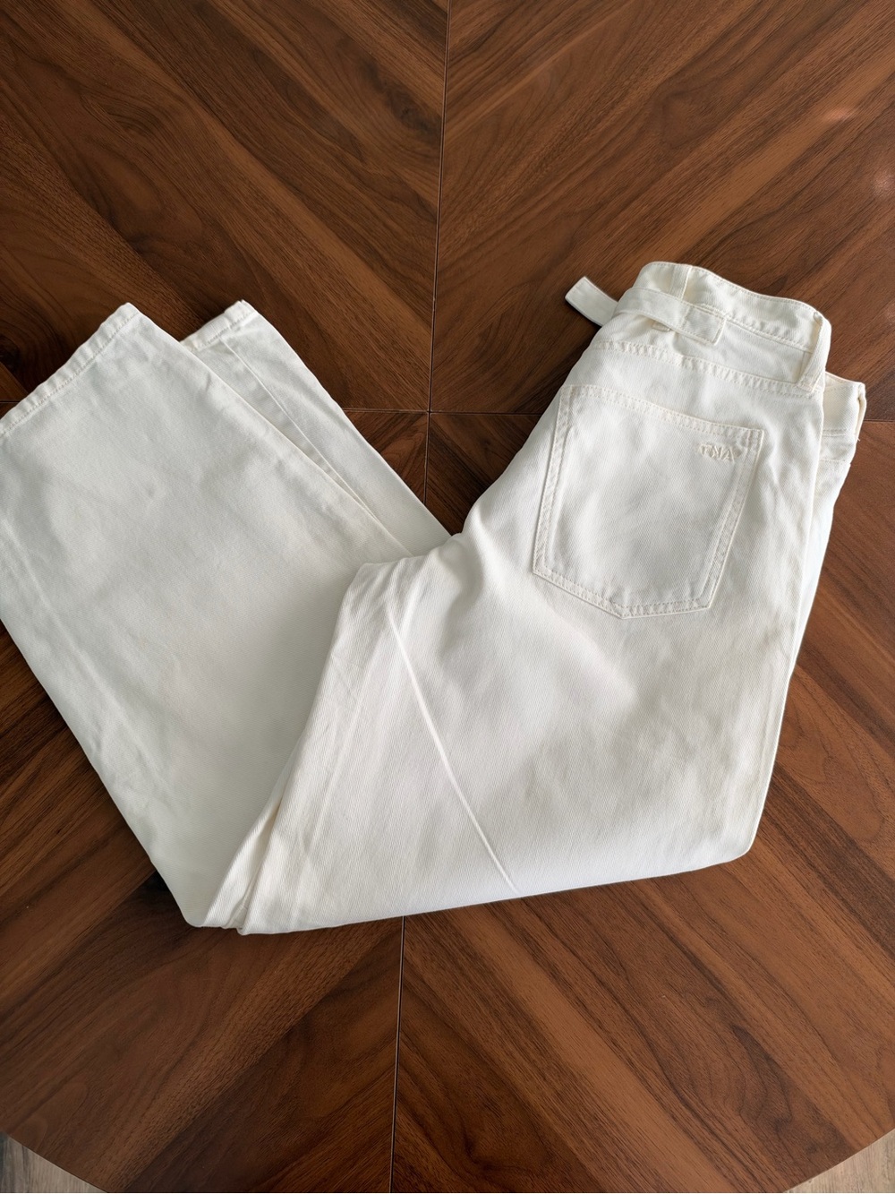 TNA White Barrel-Leg Women’s Jeans